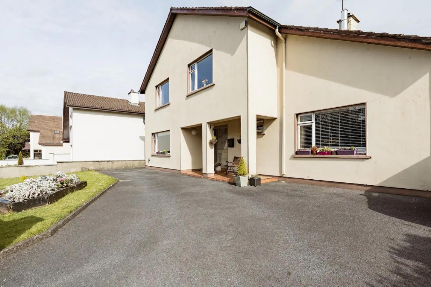 Station Road Homestay Castlebar Buitenkant foto