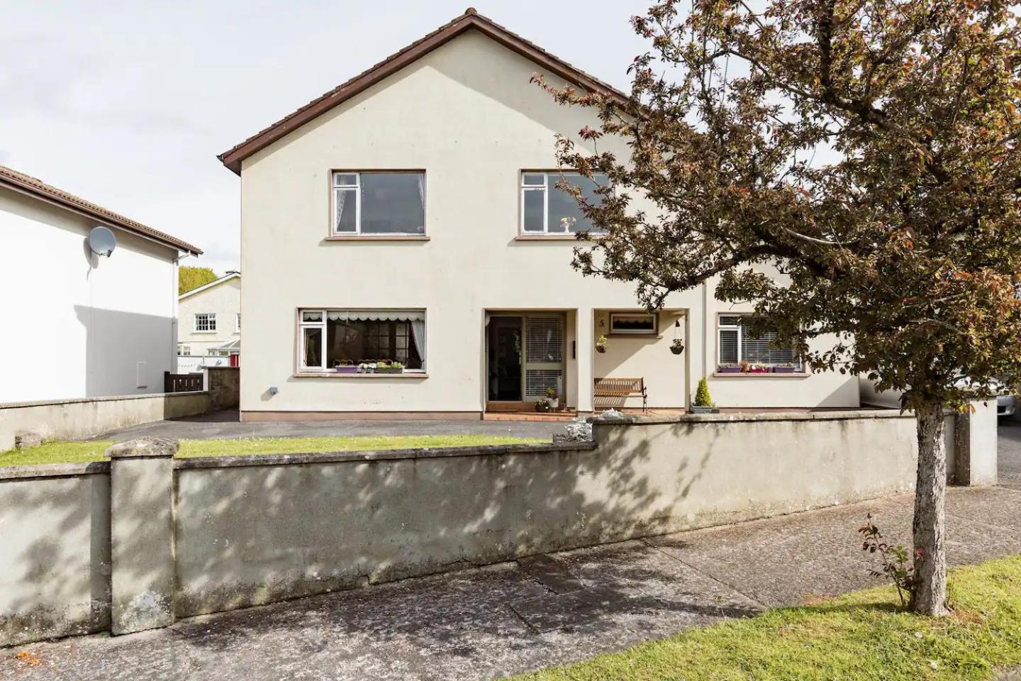 Station Road Homestay Castlebar Buitenkant foto